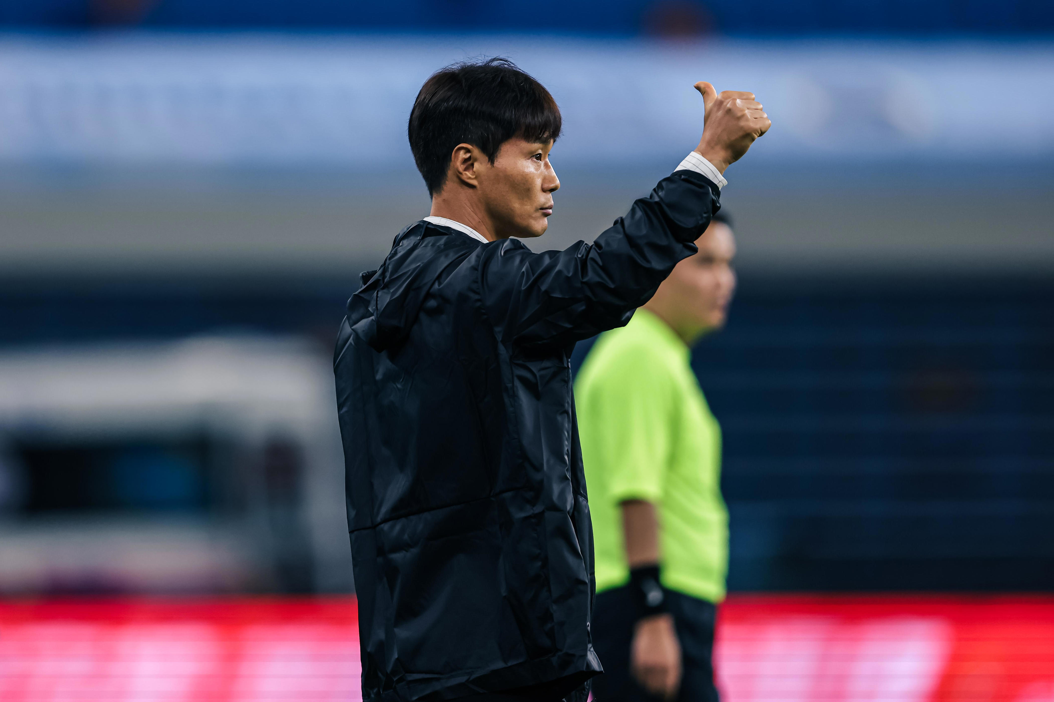 还不错, 但他和管理, 于战术运用