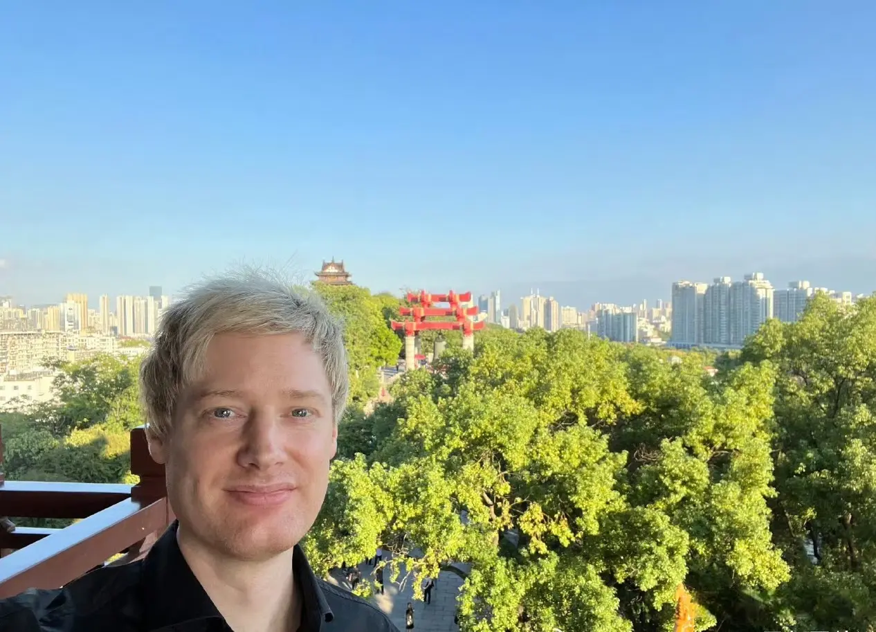 这位澳洲火, 少得多 这位澳洲火, 少得多