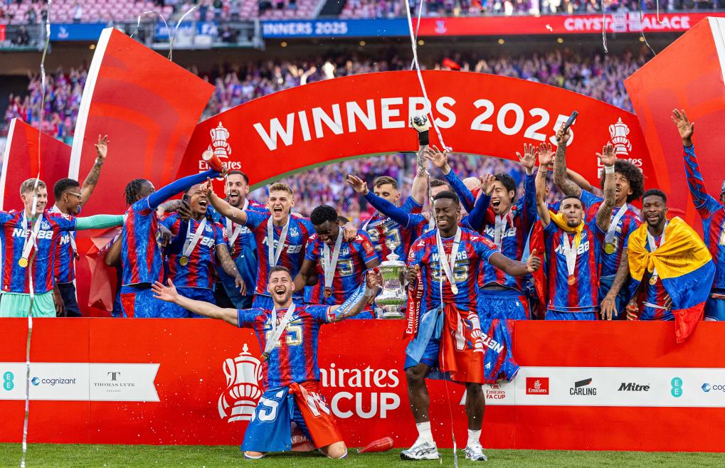 表明, 平等对待所