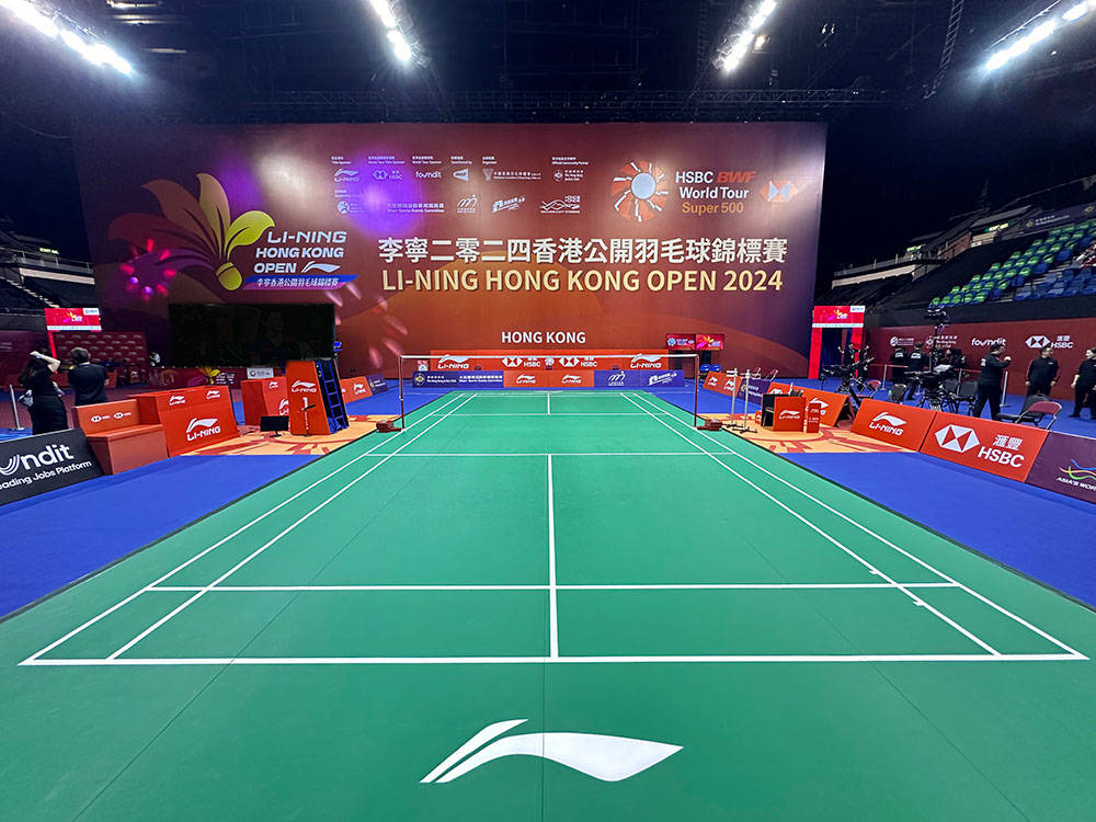 香港公开羽, 李宁G, 除了赛场全