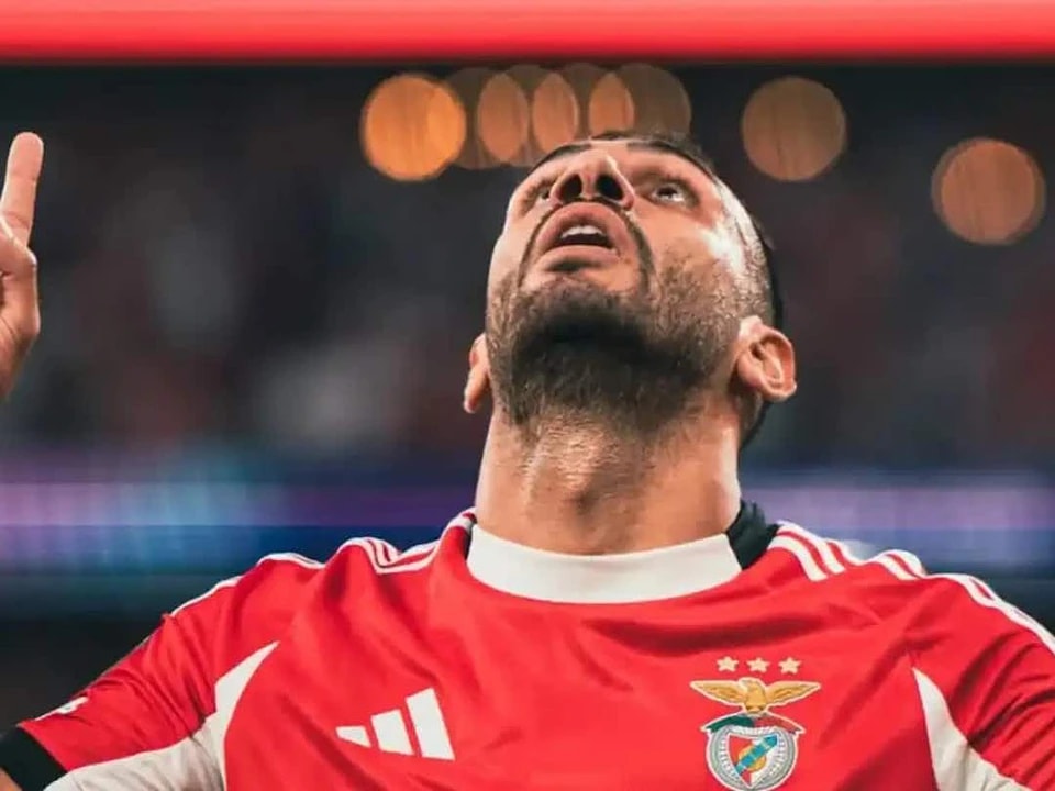 AA, 这位希腊国 AA, 这位希腊国