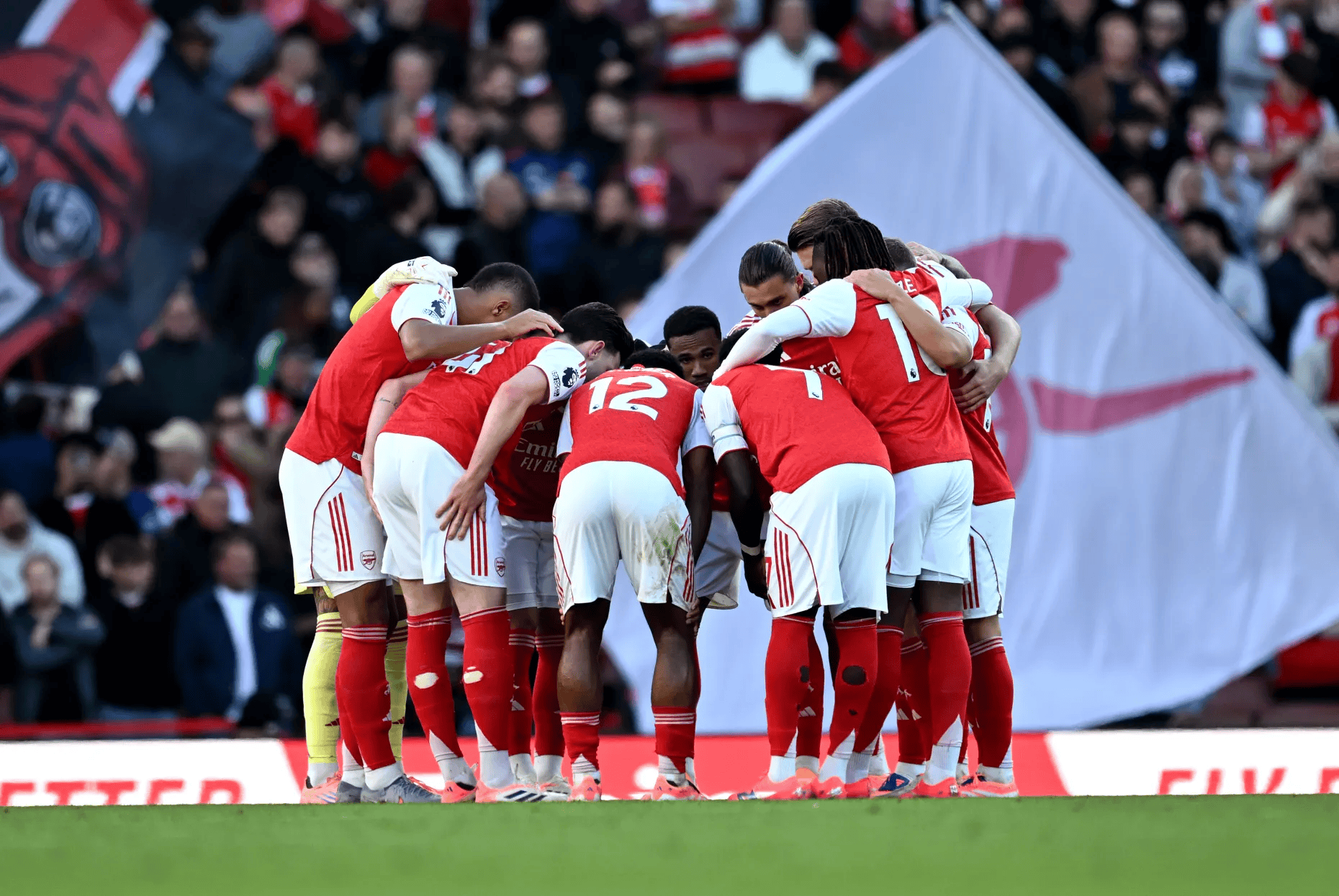 stron, 冠军热门球